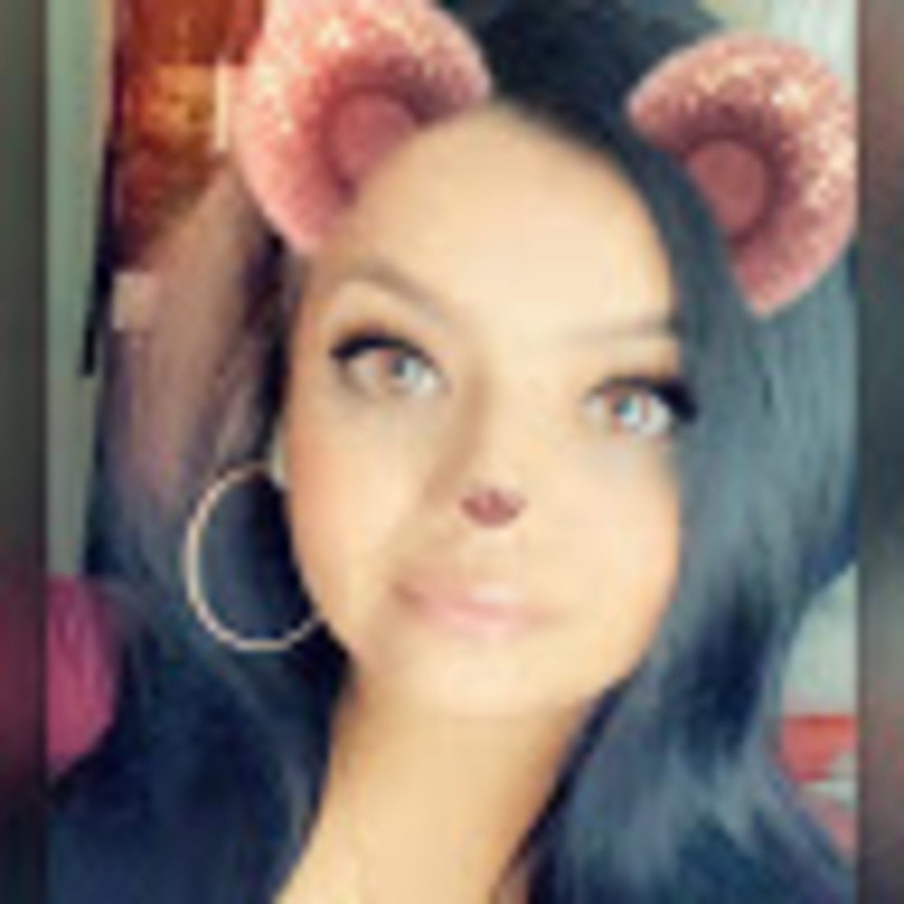 Meet your Posher, Roxana